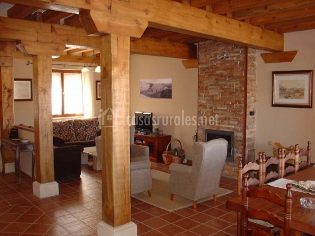 Casa Rural Valleduratón en San Miguel De Bernuy (Segovia)